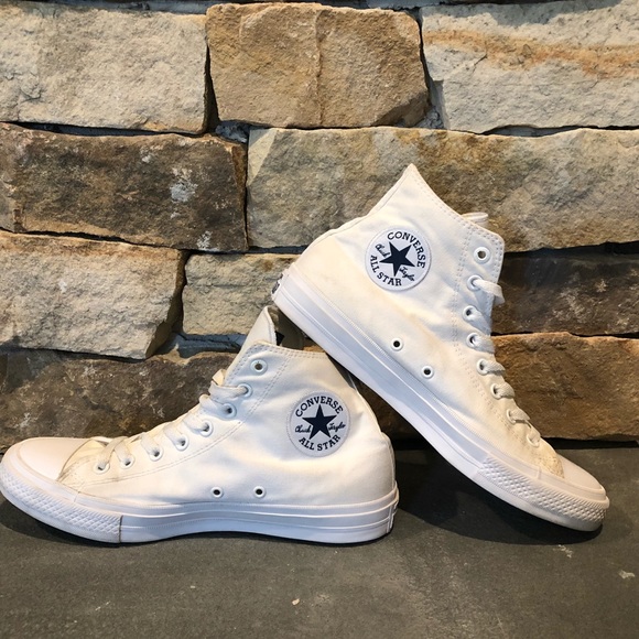 chuck taylor 2 sizing